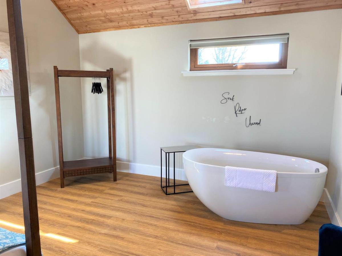 Pheasant Lodge With Hot Tub Forgandenny Exterior photo